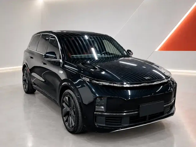 Li Auto L9 — Фото автомобиля 3