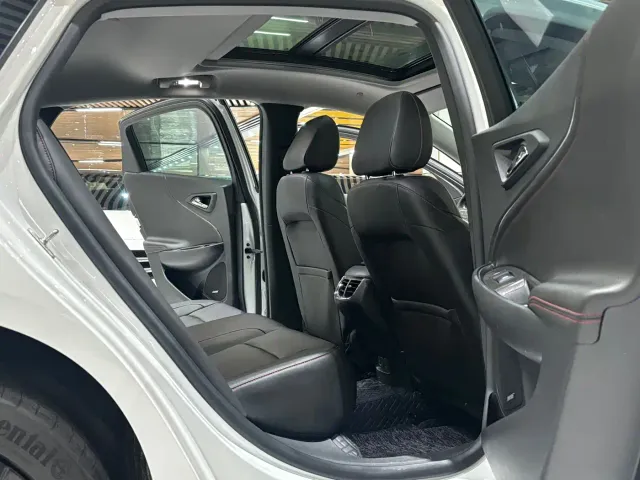 Chevrolet Malibu XL — Фото автомобиля 10