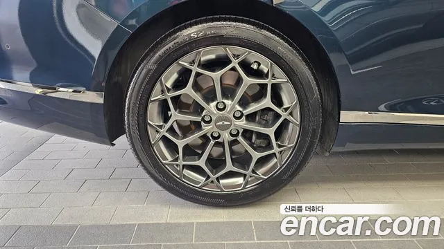 Genesis G80 Бензин 3.5 турбо AWD — Фото автомобиля 5