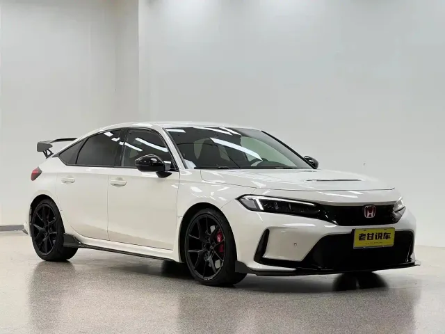 Honda Civic — Фото автомобиля 3