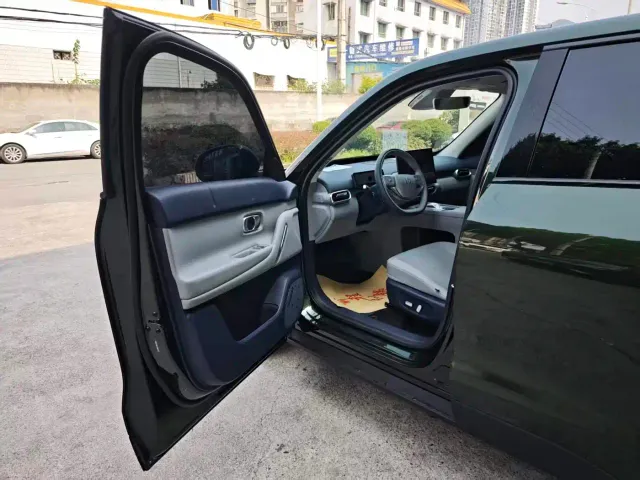 Leapmotor Leapmotor A10 2026 Model 400km Range — Фото автомобиля 5