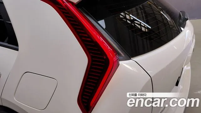 Kia Niro The All New Niro — Фото автомобиля 8