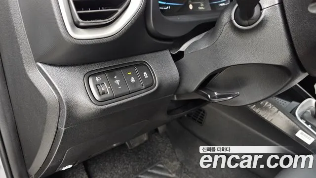 Hyundai Venue — Фото автомобиля 20
