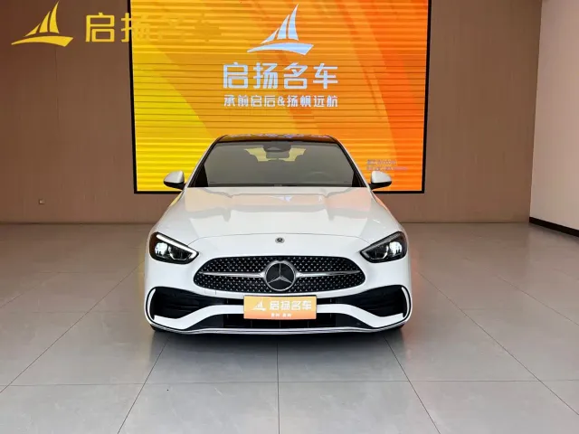Mercedes-Benz C-Class — Фото автомобиля 2