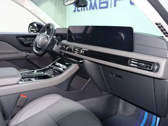 Lincoln Aviator 2024 3.0T V6 AWD Elegance 6-Seater — Фото автомобиля 14