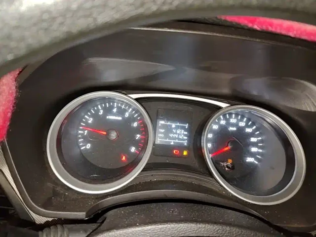 Wuling Hongguang — Фото автомобиля 11