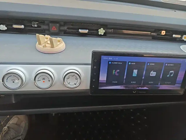 Wuling Hongguang Mini EV — Фото автомобиля 12