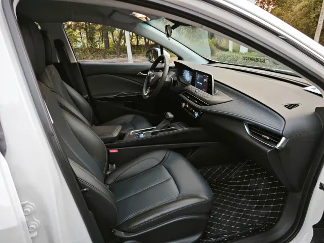 Buick Velite 6 — Фото автомобиля 15