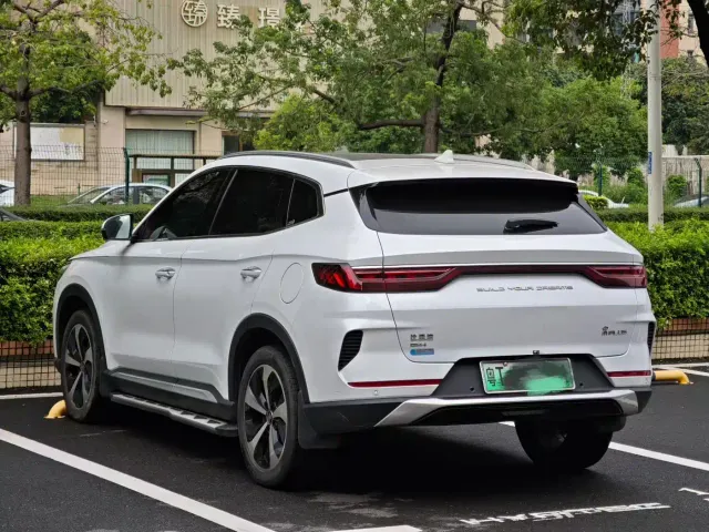 BYD Song PLUS — Фото автомобиля 4