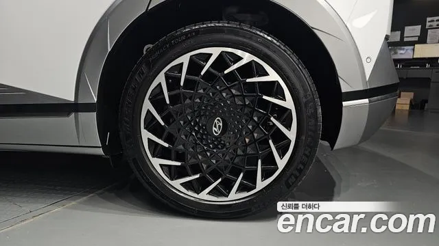 Hyundai Ioniq 5 — Фото автомобиля 6