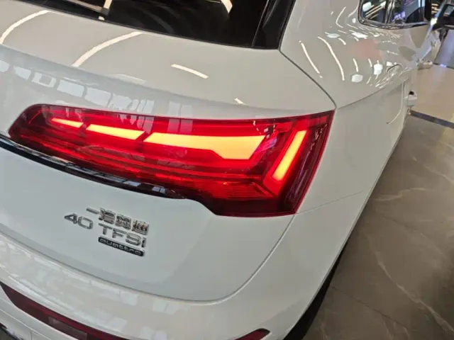 Audi Q5L — Фото автомобиля 7
