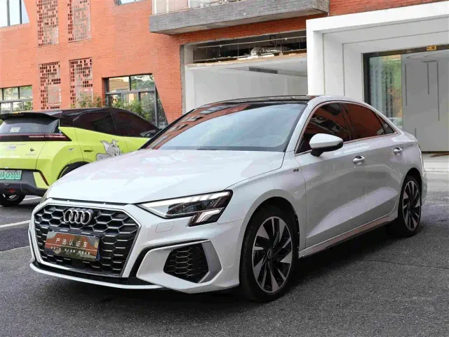 Фотография автомобиля — Audi A3