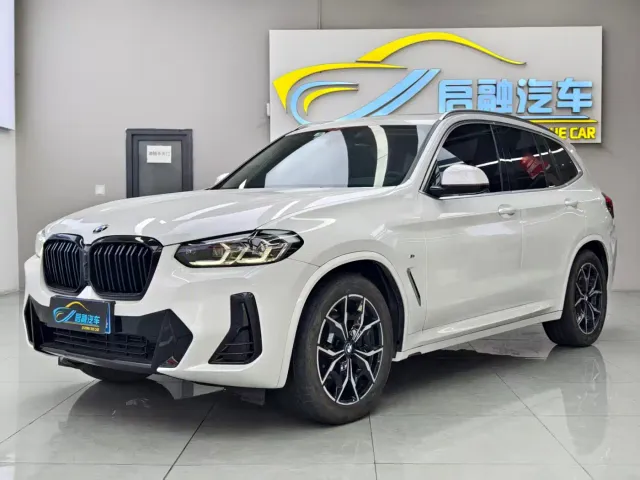 Фотография автомобиля — BMW X3