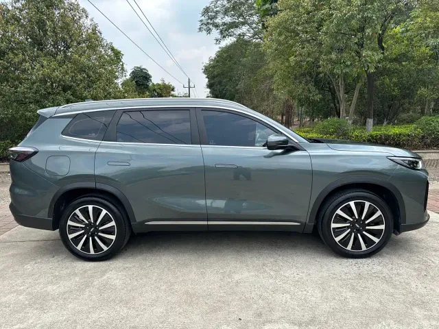 Chery Fengyun T8 — Фото автомобиля 13