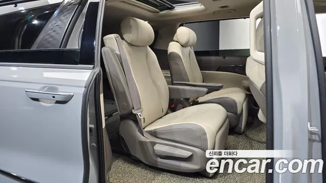 Kia Carnival 4th Gen — Фото автомобиля 17