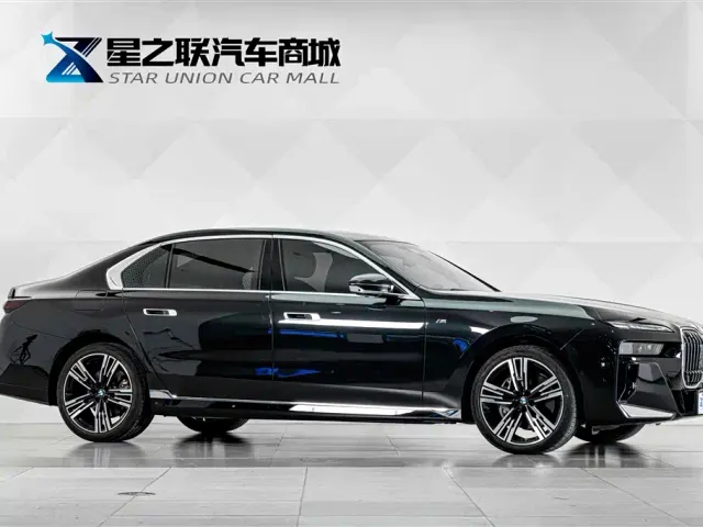 BMW 7 Series — Фото автомобиля 5