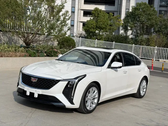 Фотография автомобиля — Cadillac CT5