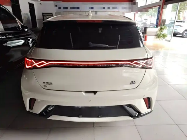 BYD Dolphin — Фото автомобиля 5