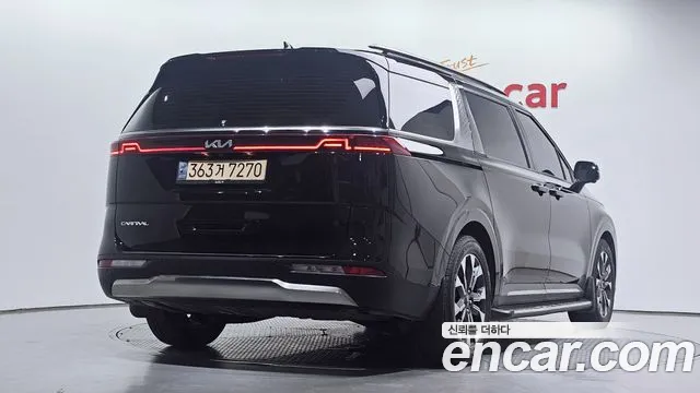 Kia Canival Carnival 4 поколение Дизель 9 мест Signature — Фото автомобиля 2