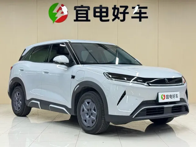 BYD Yuan UP — Фото автомобиля 3