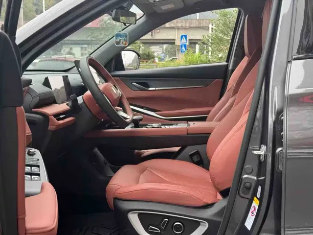 Changan CS75 Plus — Фото автомобиля 8