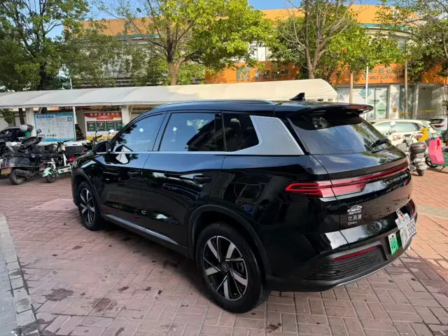 BYD Song Pro — Фото автомобиля 9