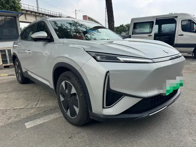Dongfeng Fengshen L7 — Фото автомобиля 3