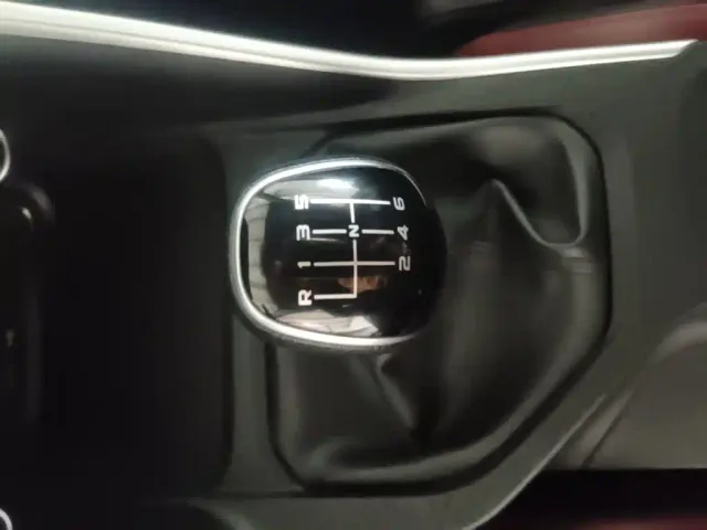 Geely Binyue — Фото автомобиля 13
