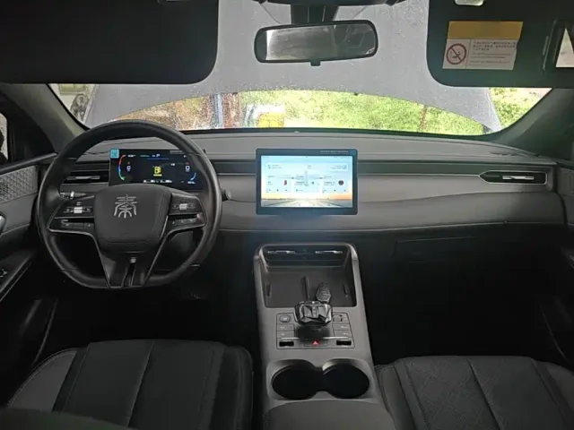 BYD Qin PLUS — Фото автомобиля 9
