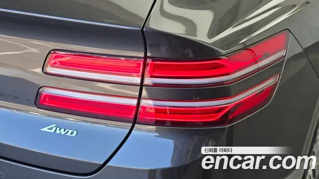 Genesis GV80 — Фото автомобиля 8