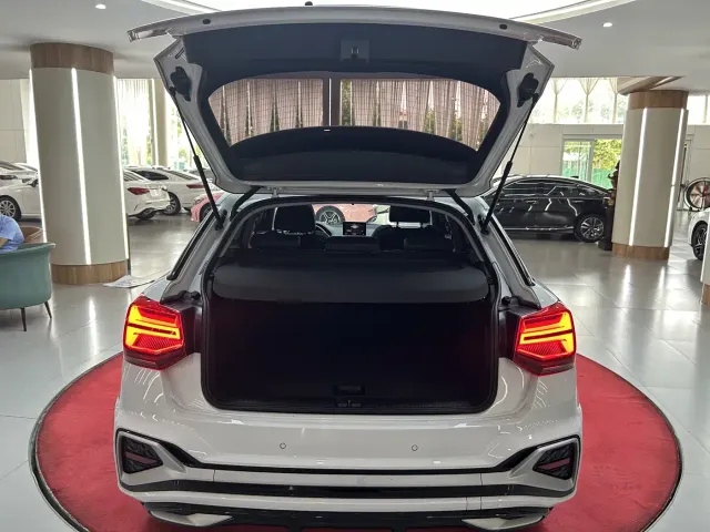 Audi Audi Q2L 2022 35 TFSI Progressive Dynamic — Фото автомобиля 10