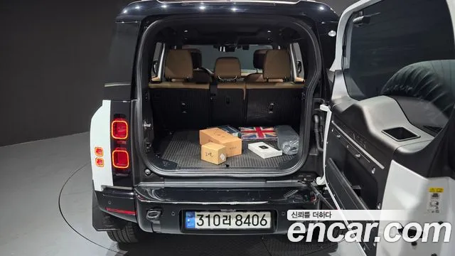 Land Rover Defender L663 — Фото автомобиля 25
