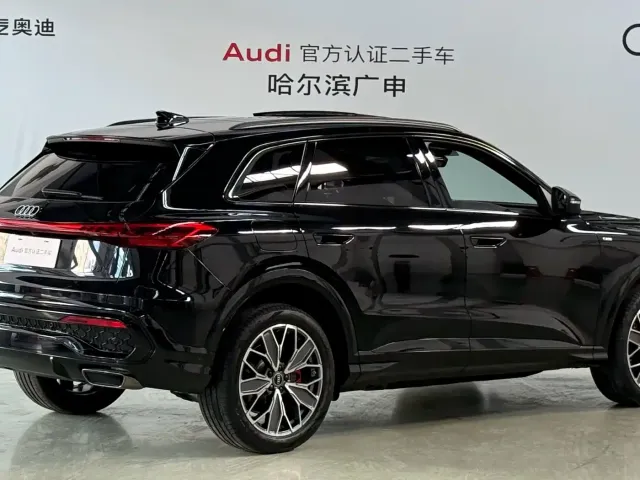 Audi Q5L — Фото автомобиля 3