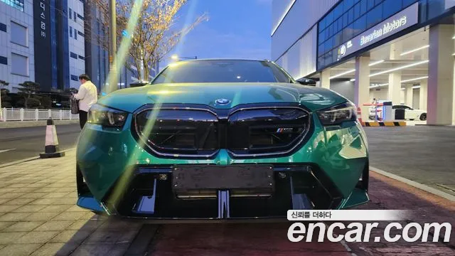 BMW M5 G90 — Фото автомобиля 3