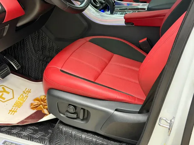 Land Rover Range Rover Sport — Фото автомобиля 5