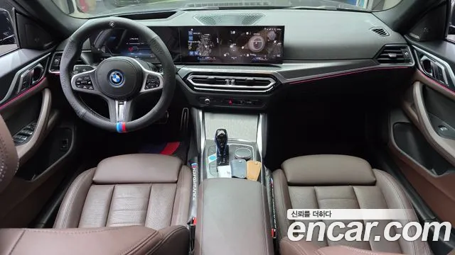 BMW i4 — Фото автомобиля 7