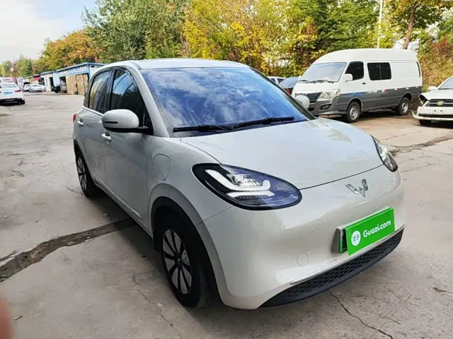Wuling Bingo — Фото автомобиля 3