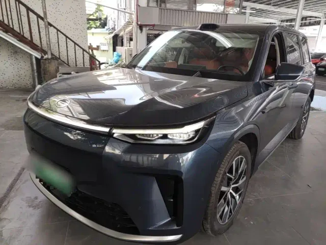 Фотография автомобиля — GAC Trumpchi Xiangwang S9