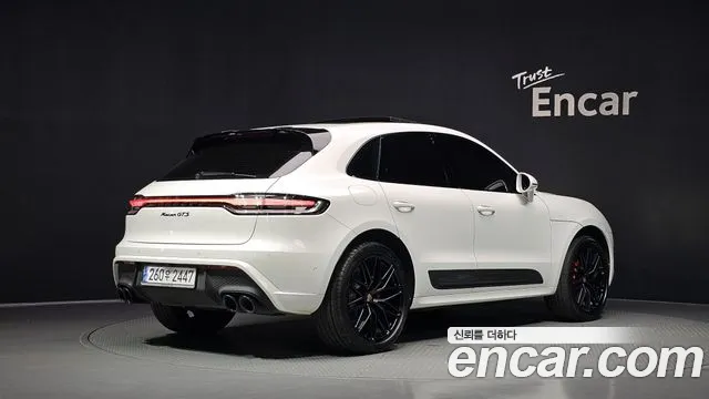 Porsche Macan — Фото автомобиля 2