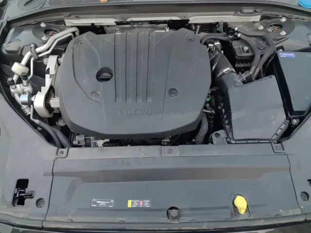 Volvo S90 — Фото автомобиля 10