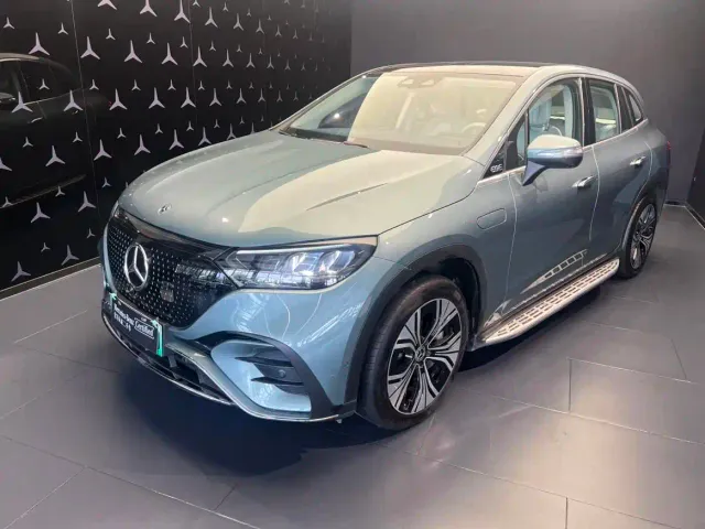 Фотография автомобиля — Mercedes-Benz EQE SUV