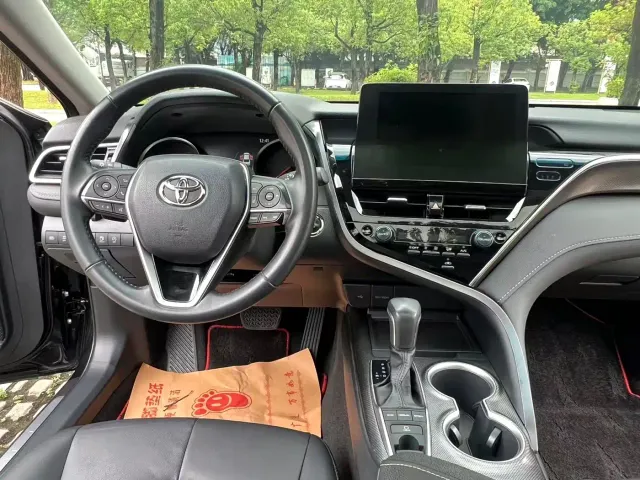 Toyota Camry — Фото автомобиля 8