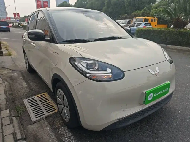 Wuling Bingo — Фото автомобиля 3