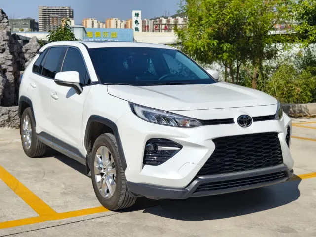 Toyota Wildlander — Фото автомобиля 3
