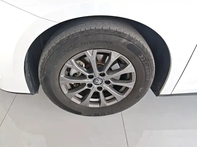 BYD Qin L — Фото автомобиля 22