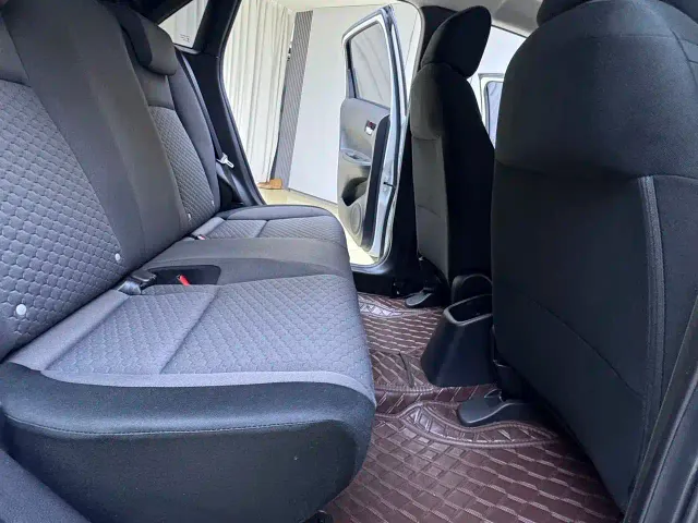 Honda Fit — Фото автомобиля 15