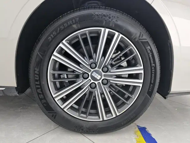 Geely Galaxy Stellar 6 — Фото автомобиля 6