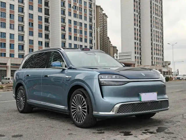 Aito M9 — Фото автомобиля 3