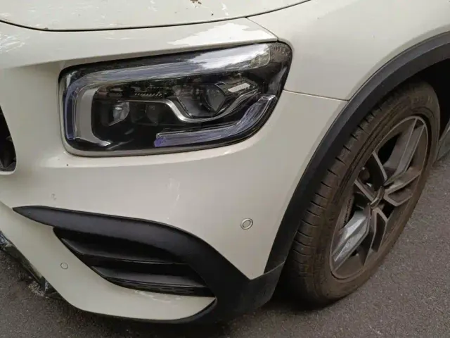 Mercedes-Benz GLB AMG — Фото автомобиля 5