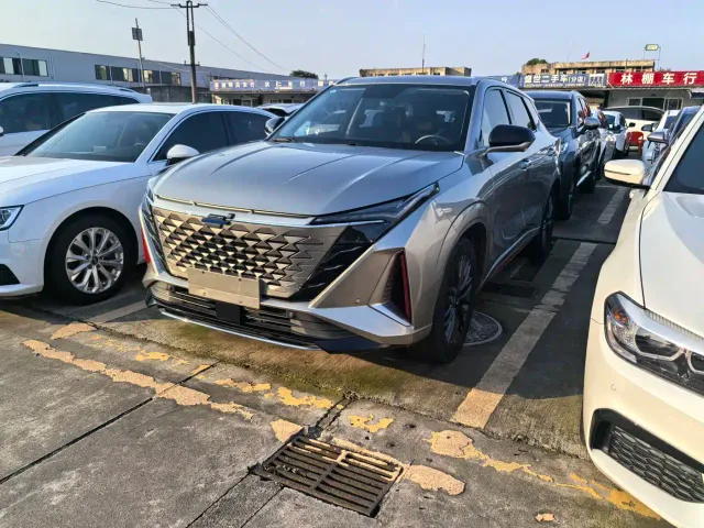 Фотография автомобиля — Changan Z6